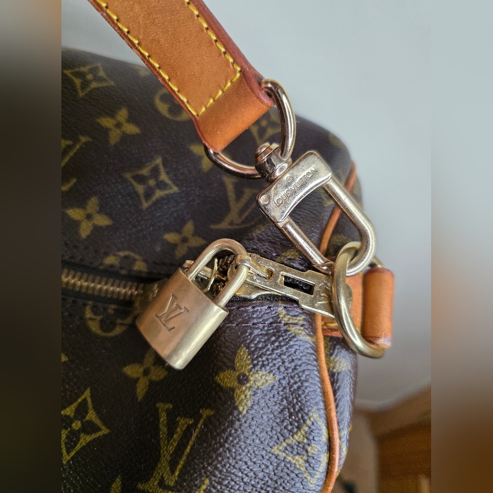 ❌SOLD❌ 🔥LV Bando 55🔥 - Picture 10 of 16